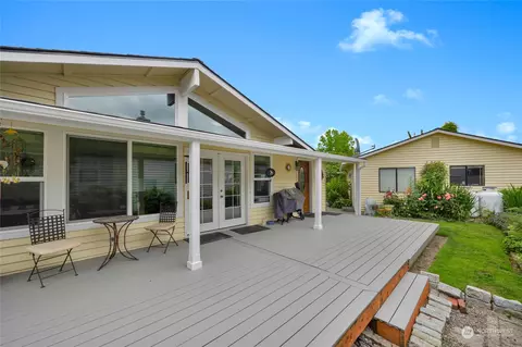 9506 2nd Ave SE, Everett, WA 98208