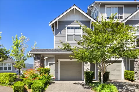 1601 NE Katsura St #206, Issaquah, WA 98029