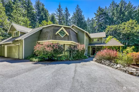 6417 NW Logger Rd, Silverdale, WA 98383