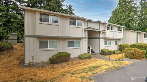 412 S 325th Pl #S8, Federal Way, WA 98003
