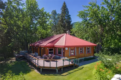 957 C Twisp Carlton Rd, Twisp, WA 98856 photo 3