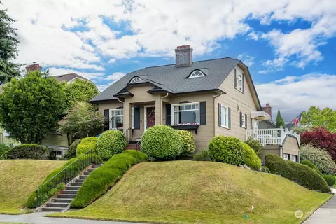 1431 Wetmore Ave, Everett, WA 98201