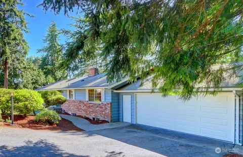 141 NW 182nd St, Shoreline, WA 98177