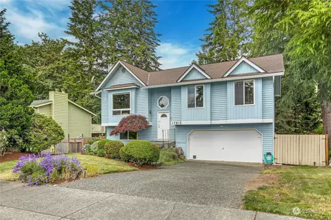17815 154th Ave SE, Renton, WA 98058