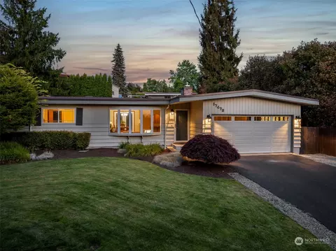 17478 7th Ave SW, Normandy Park, WA 98166
