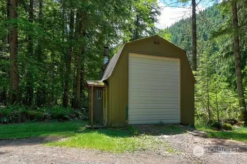 Other - 16725 Mountainside Dr E, Greenwater, WA 98022 photo 9 of 11
