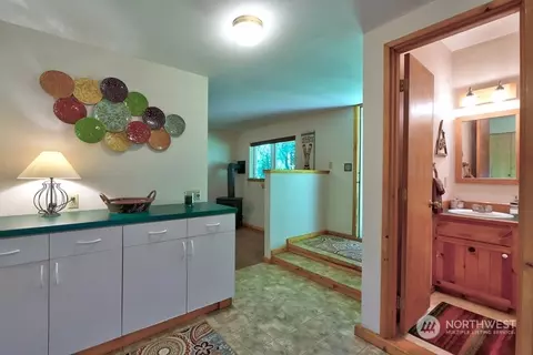Entry Way - 16725 Mountainside Dr E, Greenwater, WA 98022 photo 2 of 3