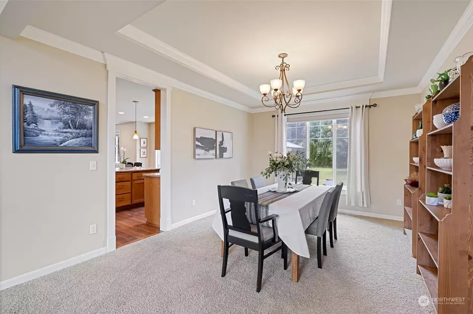 Dining - 12425 54th Dr NE, Marysville, WA 98271 photo 2 of 4