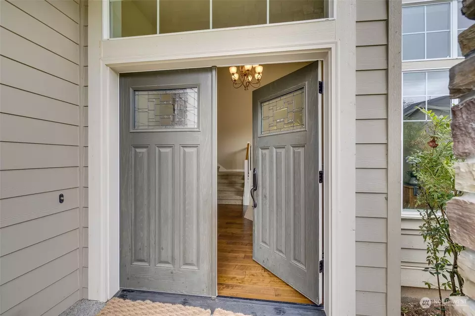Entry Way - 12425 54th Dr NE, Marysville, WA 98271 photo 2 of 4