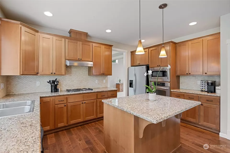 Kitchen - 12425 54th Dr NE, Marysville, WA 98271 photo 3 of 3