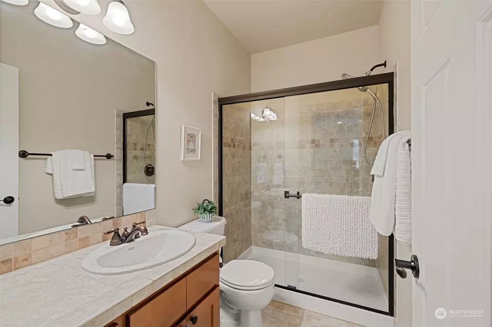 Bath - 12425 54th Dr NE, Marysville, WA 98271 photo 1 of 4