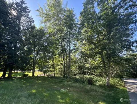 11629 NW Holly Rd, Bremerton, WA 98312