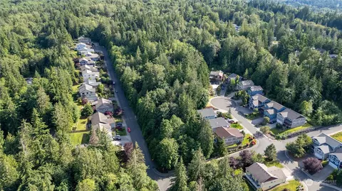 1303 Parkstone Ln, Bellingham, WA 98229