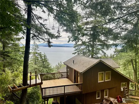 330 Day Lake Rd, Eastsound, WA 98245
