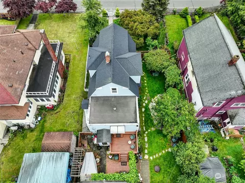 View/Area - 2518 Baker Ave, Everett, WA 98201 photo 2 of 3
