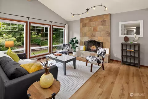 Living - 23211 3rd Ave SE, Bothell, WA 98021 photo 1 of 1