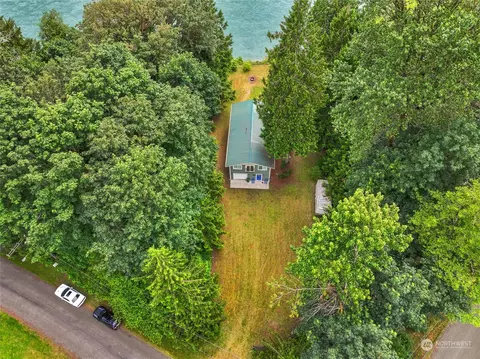 41608 S Shore Dr, Concrete, WA 98237