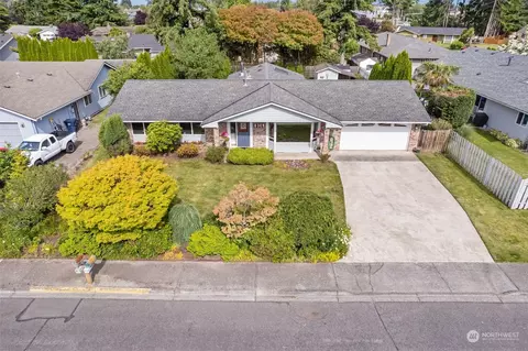 806 Kodiak Dr, Burlington, WA 98233