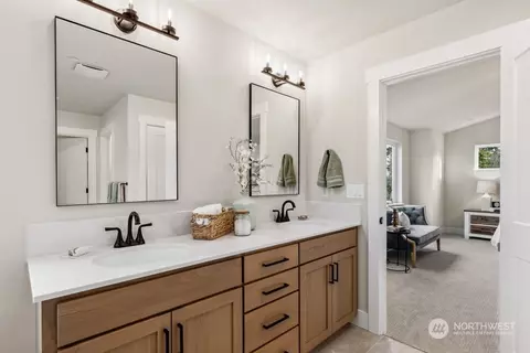 Bath - 9312 NE 173rd St, Bothell, WA 98011 photo 5 of 7