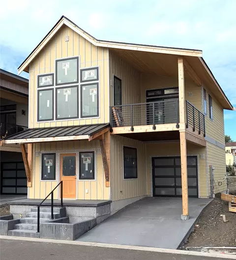 228 Skipping Stone Loop, Lynden, WA 98264