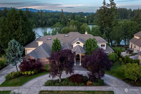 5922 NW El Rey Dr, Camas, WA 98607