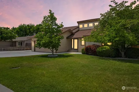 2303 Muriel Ct, Richland, WA 99352