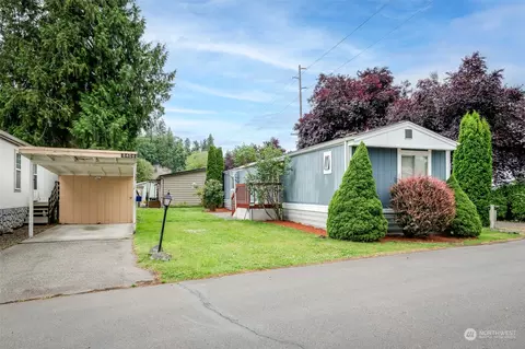8404 144th Ave E #36, Puyallup, WA 98372