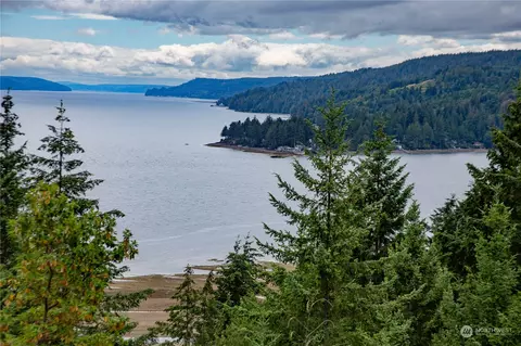 313094 Us Highway 101, Brinnon, WA 98320