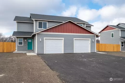 1029 W Northwest Ln, Moses Lake, WA 98837
