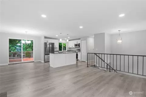 Living - 16823 28th Dr SE, Bothell, WA 98012 photo 5 of 8