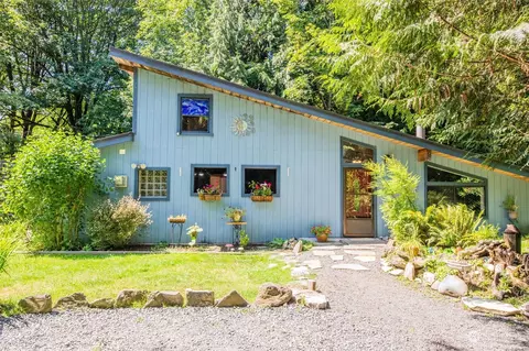 13622 Whites Rd, Arlington, WA 98223