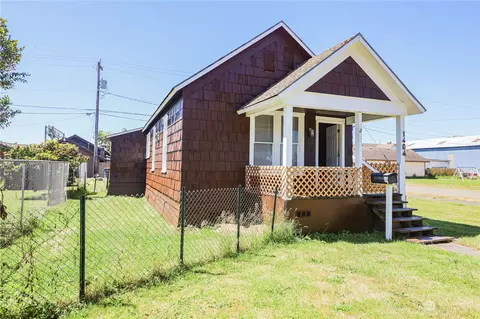 1404 C St, Hoquiam, WA 98550