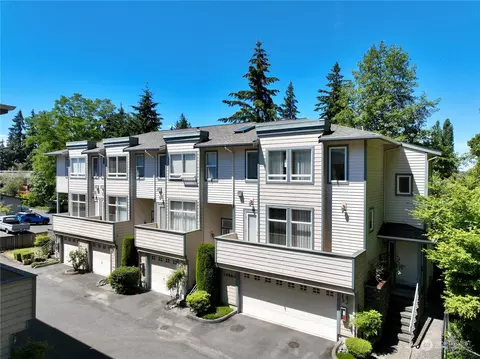 14860 SE 16th St #11, Bellevue, WA 98007