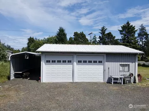 6 W Nn W Chehalis St, Westport, WA 98595