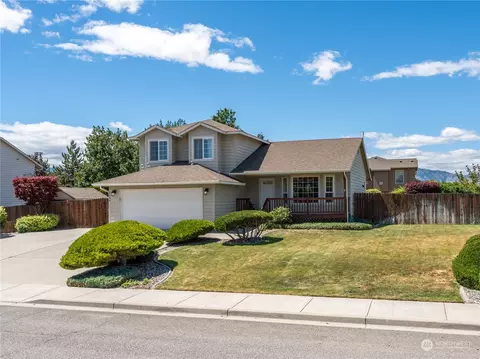 2334 Canyon Hills Dr, East Wenatchee, WA 98802