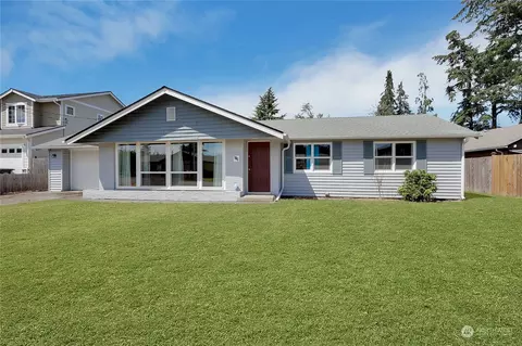 619 111th St S, Tacoma, WA 98444
