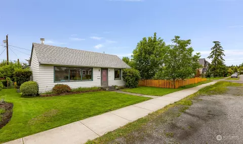 2723 Russell St, Bellingham, WA 98225