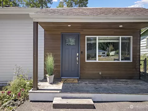 33519 18th Ave S, Federal Way, WA 98003