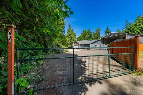 1831 Ginger Pl E, Port Orchard, WA 98366