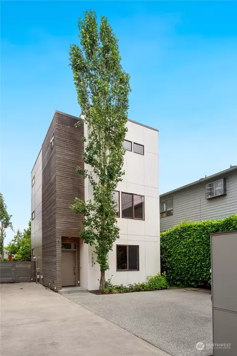 1432 19th Ave #B, Seattle, WA 98122
