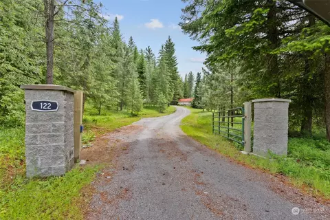 122 Dads Ln, Newport, WA 99156