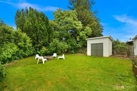 Exterior - 8564 Bender, Lynden, WA 98264 photo 8 of 12