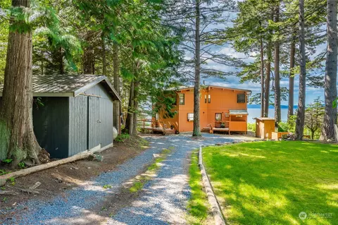 3873 Legoe Bay Rd, Lummi Island, WA 98262