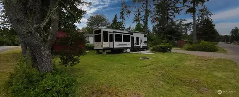 30009 W St, Ocean Park, WA 98640