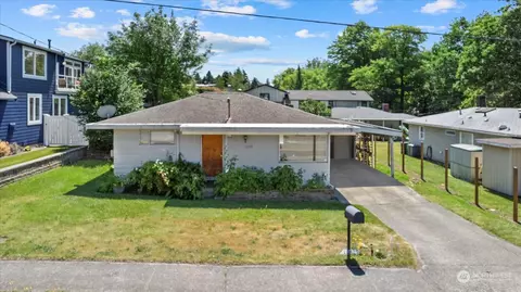 10309 NE 68th St, Kirkland, WA 98033