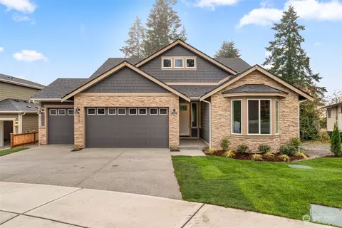 6712 Dusty Ln SE #8, Lacey, WA 98503