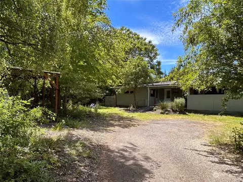 211 Robbins Rd, Sequim, WA 98382 photo 2
