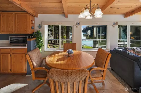 2901 E Mason Lake Dr E, Grapeview, WA 98546 photo 7