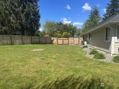 Exterior - 3 Perth Pl, Cosmopolis, WA 98537 photo 5 of 8