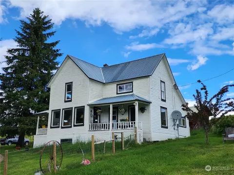 106 Bunch Rd, Wauconda, WA 98859